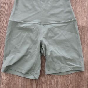 Lululemon Athletica Green Athletic Shorts Lightweight Performance